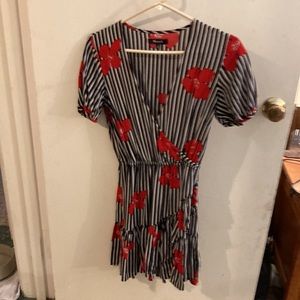 Madewell Flouncy Front-wrap Mini Dress Size Small in Floral with Red White Blue